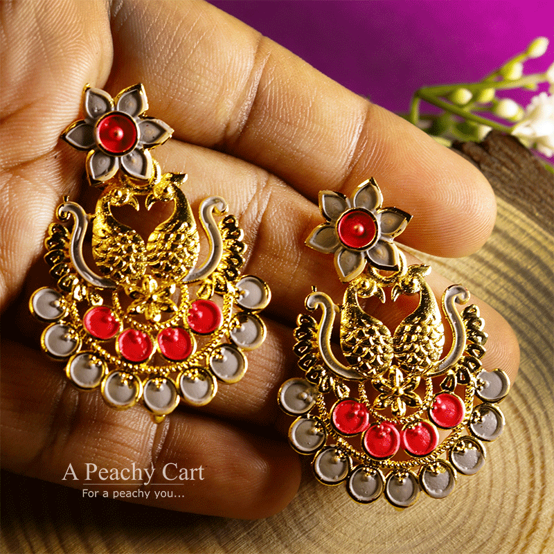 Moon Grey Grace Earrings