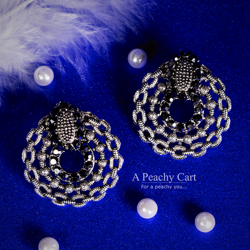 Mystic Chain Knot Oxidized Earrings